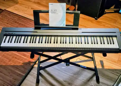 Yamaha P-45 88-Key Digital Piano/Piano numérique a 88 touches, View more