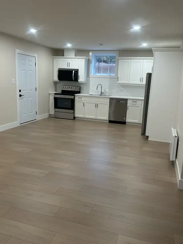 2 bed, 1 bath apartment  in Long Term Rentals in Charlottetown - Image 4