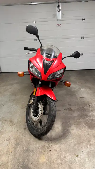 Selling my 2008 Honda CBR125R – perfect for beginners, commuters, or anyone looking for a super reli...