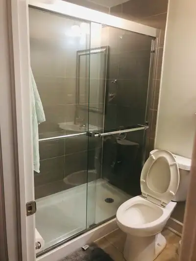 fully furnished basement prime location and all included