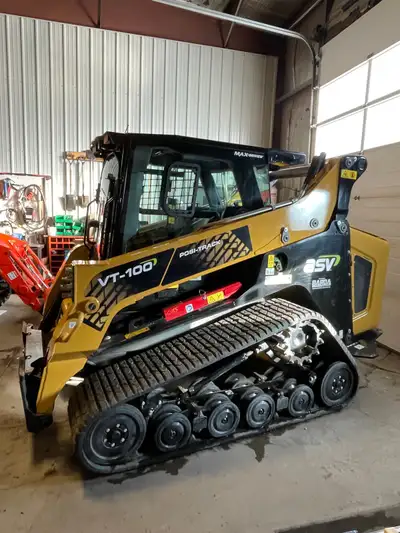 New Never Used bought for a snow contract that didn’t happen. Stored Indoors. Comes with new 78” buc...