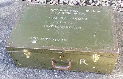 Military Foot Locker Flat Top Trunk, View more