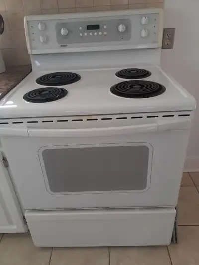 Good Condition Kenmore Stove, View more