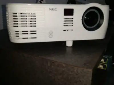 NEC VE281X DLP Projector NP-VE281X 3D 2800 Lumens HD hdmi remote, View more