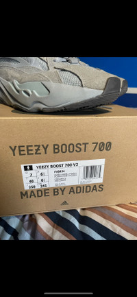 TRADE Yeezys for iPhone (have a lot msg!) 