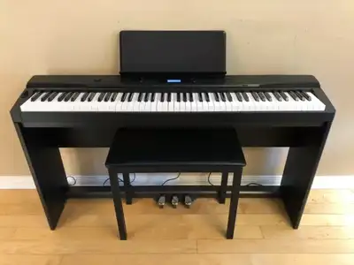 Digital Piano CASIO Privia PX-330 Almost brand new condition 88 keys fully weighted Dimensions (W x...