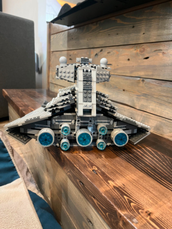 LEGO STAR WARS IMPERIAL STAR DESTROYER 75055 in Toys & Games in Kingston - Image 3
