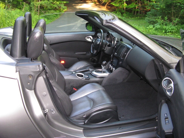 2010 Nissan 370Z in Cars & Trucks in Dartmouth - Image 4