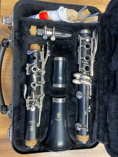 YAMAHA CLARINET Model #255 MINT  Condition. LIKE NEW!, View more