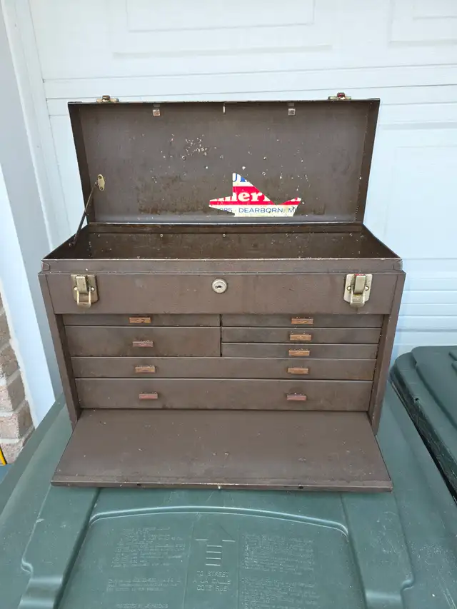 Kennedy 7 Drawers 2 Bay Machinist Tool Chest No Keys It Has Lock in Tool Storage & Benches in Windsor Region - Image 11