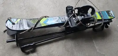 Kids training ski with poll -> $10 ash pick up is in front of Winners at the Northwest corner of Vic...