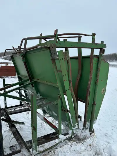 calf tipping table, View more