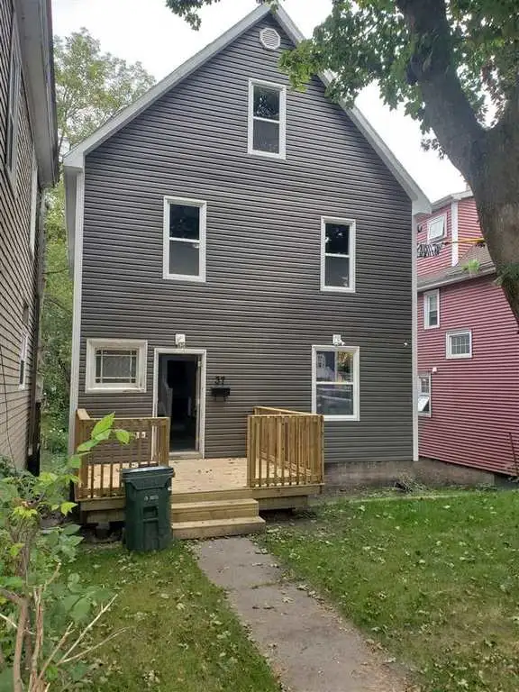 Rooms For Rent - Students & Working Professionals in Room Rentals & Roommates in Cape Breton - Image 4