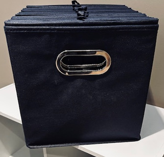 12 Collapsible Cube Storage Bins with handle in Bookcases & Shelving Units in Winnipeg - Image 2