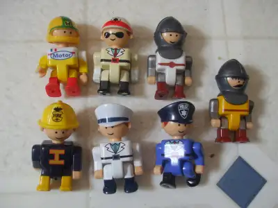 7 Little Vintage guys, View more