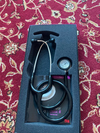 Stethoscope neuf a vendre( j'ai changer de programme).