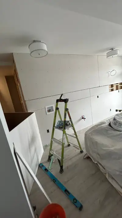 Hello, my name is Donaldo dos Santos. I have experience in construction work, including drywall inst...