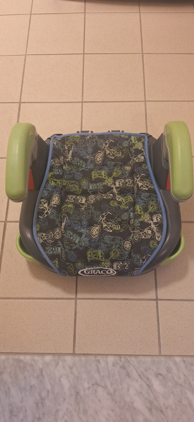 Siège de voiture pour enfant Graco – Prêt à l’emploi! dans Poussettes, porte-bébés et sièges d'auto  à Ville de Montréal - Image 2
