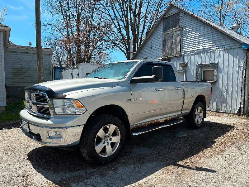 2010 Dodge Ram 1500 SLT 5.7L Hemi 4x4 Quad Cab