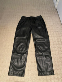 (2) Hollister Black Faux Leather & American Eagle Jeans
