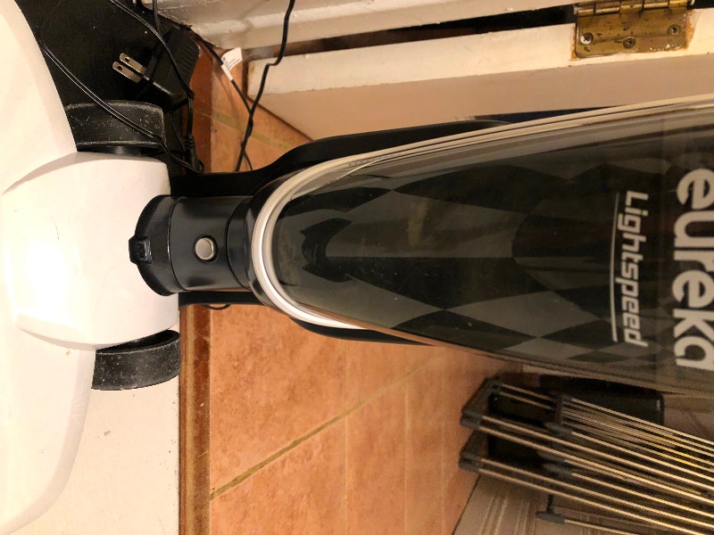 Eureka Lightspeed rechargeable vacuum Vacuums Ottawa Kijiji