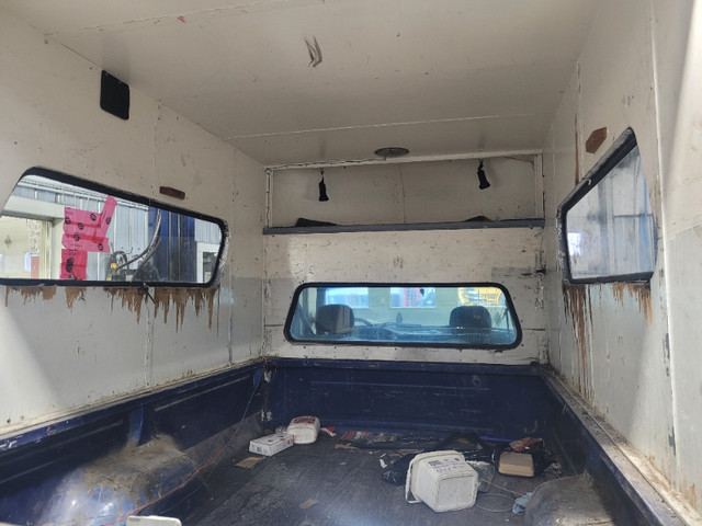 boite de camion dans Pièces de carrosserie  à Lanaudière - Image 3