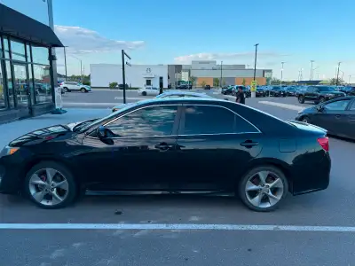 This Camry is so low on gas, no fault lights on dashboard, safety passed, alloy rims, heated seats,...