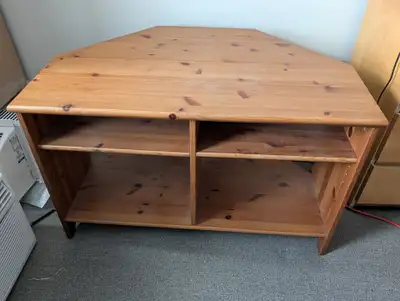 Meuble TV d'angle IKEA en bois – bon état, View more