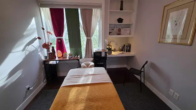 Male Massage Therapist (RMT) in Calgary