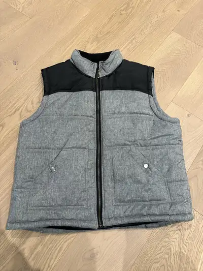 Men’s Size Large George Vest in Great Condition, View more