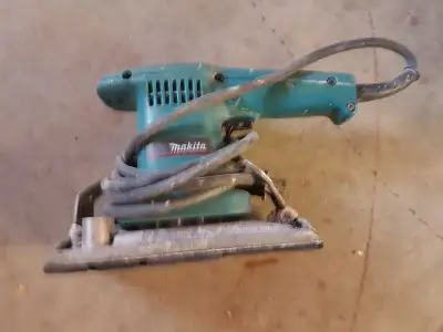 Makita Finishing Sander, View more