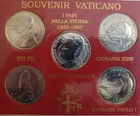 Set of 5 silver Vatican souvenir coins collectable.