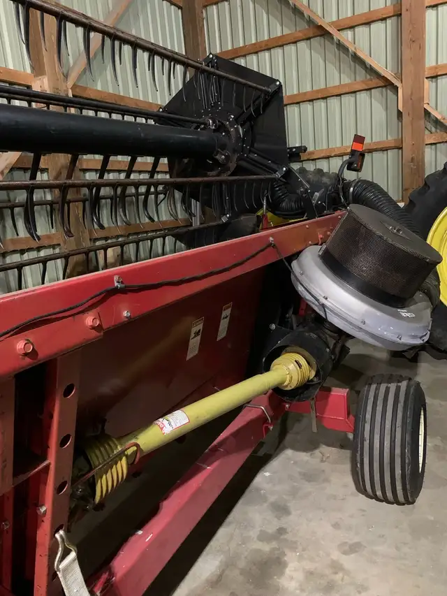 2004 2366 combine + 25’ 1020 flex head/header cart combo | Farming ...
