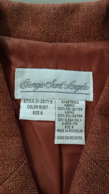 NEW VINTAGE  GIORGIO  SANT'ANGELO  LADIES  PANT  SUIT in Women's - Other in Kitchener / Waterloo - Image 2