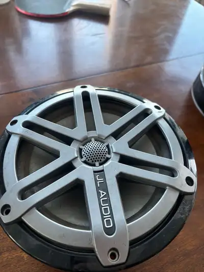 Mastercraft Tower Speakrrs and pod. Anyone who has these needs these as spares. Waiting or finding t...