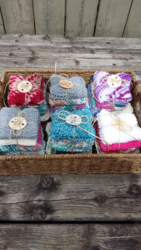 Handmade dishcloths in bundle in Kitchen & Dining Wares in St. Catharines - Image 3