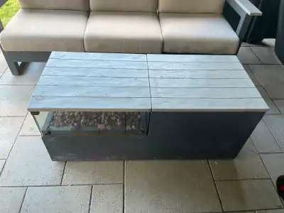 Foyer table exterieur, View more