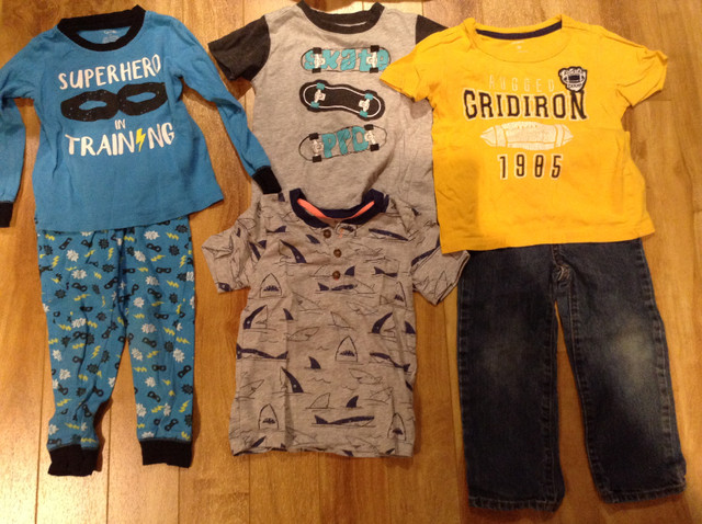 Lot de vêtements de bébé garçon grandeur 3 ans, 3T dans Vêtements - 3T  à Laval/Rive Nord