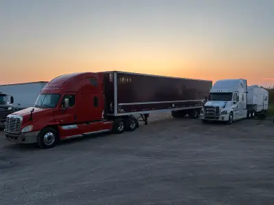 AVAILABLE IF AD IS UP, “hi, is this available ?” You will be blocked!!!! 2012 Freightliner Cascadia,...
