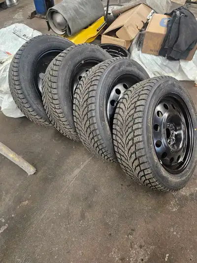 Brand new set call 416-533-3433