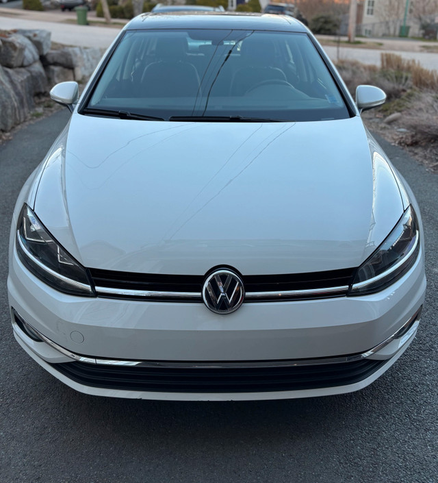 2018 VW Golf Comfortline - Sunroof,  leather & Apple CarPlay in Cars & Trucks in City of Halifax - Image 3