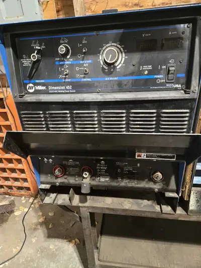 Miller Dimension 452 is a multiprocess industrial welder capable of Mig, Tig, Stick and Aluminum wel...