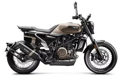 moto avec peut de millage (10,000 kilomettre pesque neuve cause de la vente probleme de santé ,,,fai...
