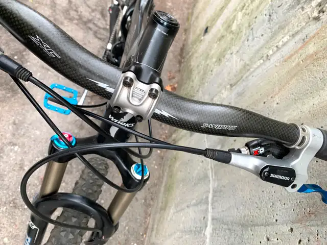 S-Works carbon fiber full suspended enduro bike like new tuned!62854395740545123
