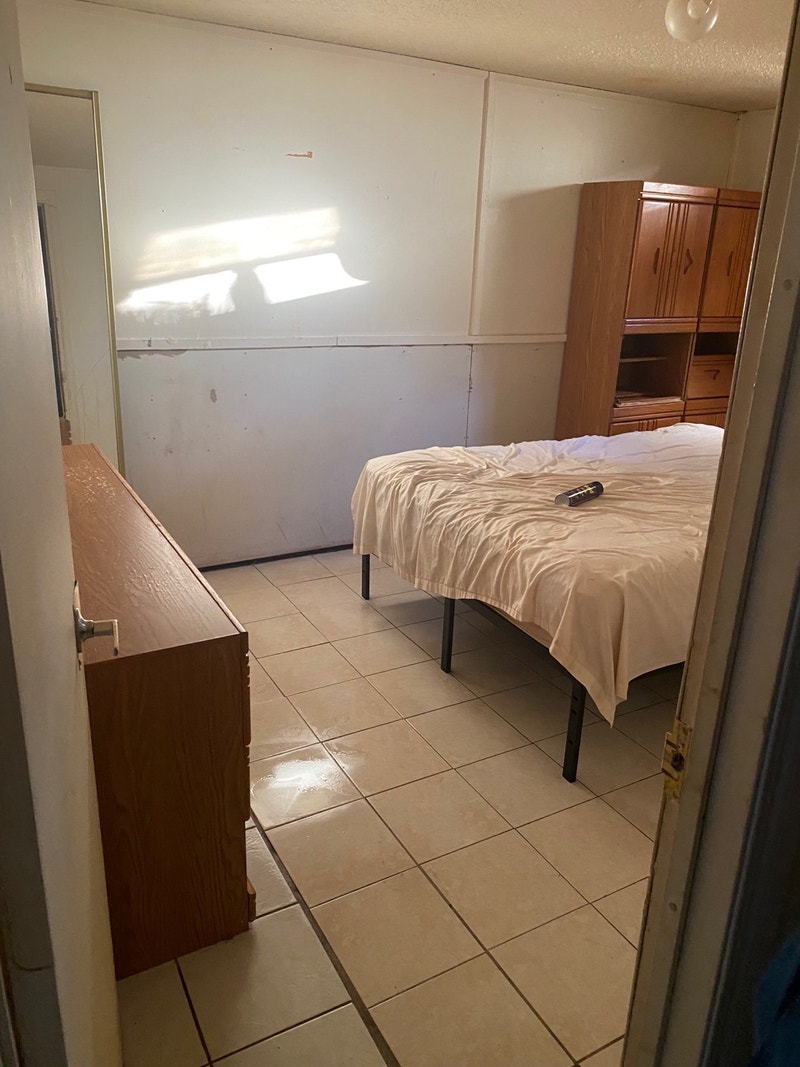 Forest Lawn SE room for rent Room Rentals & Roommates Calgary Kijiji