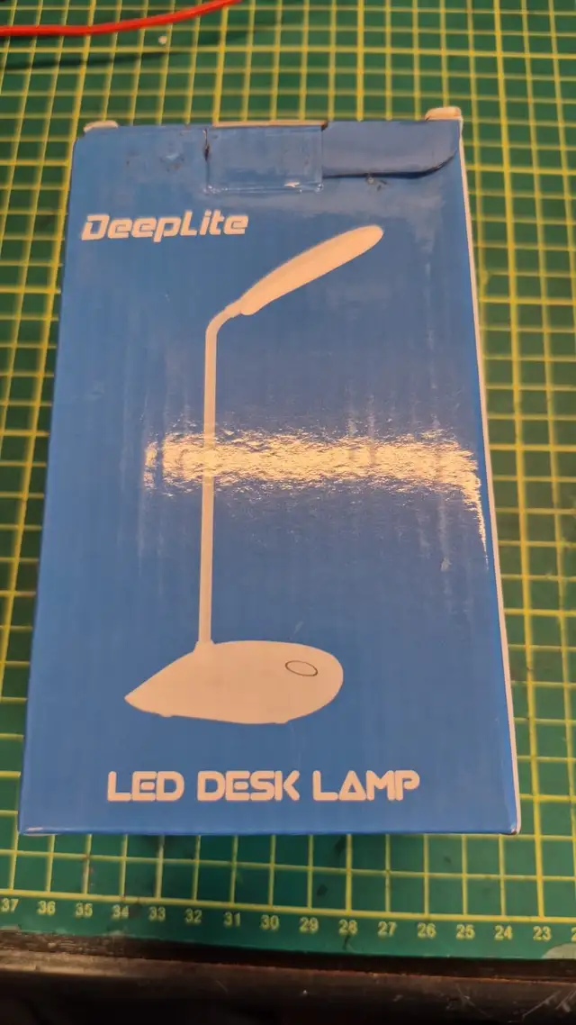 LED Desk Lamp Battery Operated Lights Cordless Rechargeable Lamp in Indoor Lighting & Fans in Markham / York Region - Image 3