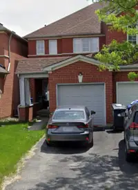BEAUTIFUL ENTIRE PROPERTY FOR LEASE IN BRAMPTON