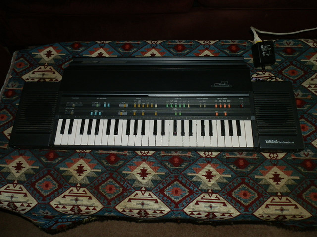 Yamaha PortaSound Electronic Keyboard 49 Key Electric Piano Pcs- in Pianos & Keyboards in Dartmouth