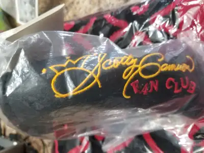 Scotty Cameron Putter Headcover Yahoo, View more