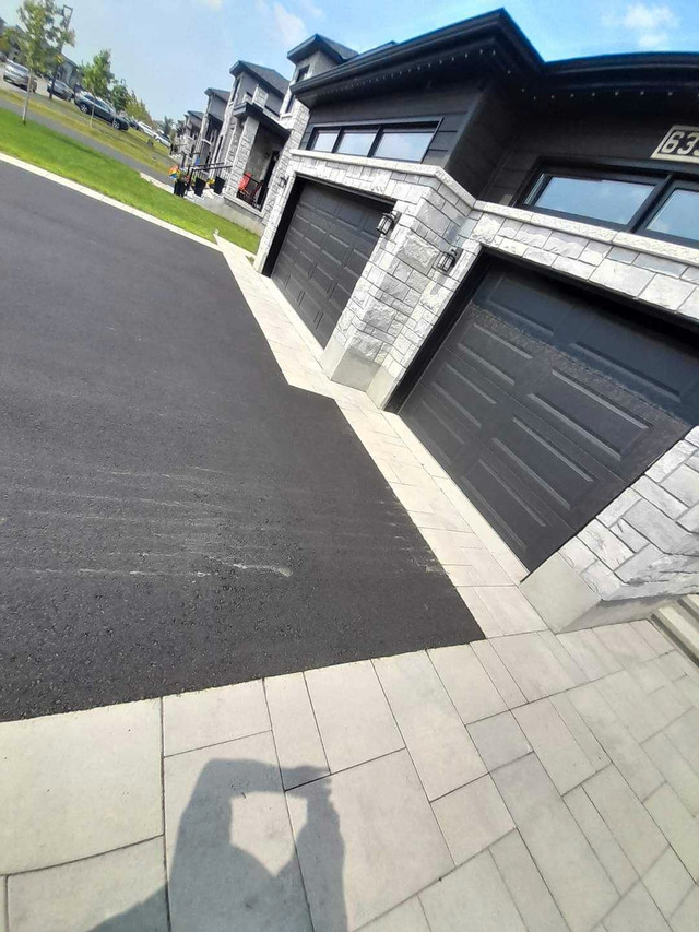 Interlock , Asphalt Paving , Driveway Sealing , Excavation in Interlock, Paving & Driveways in Ottawa - Image 2